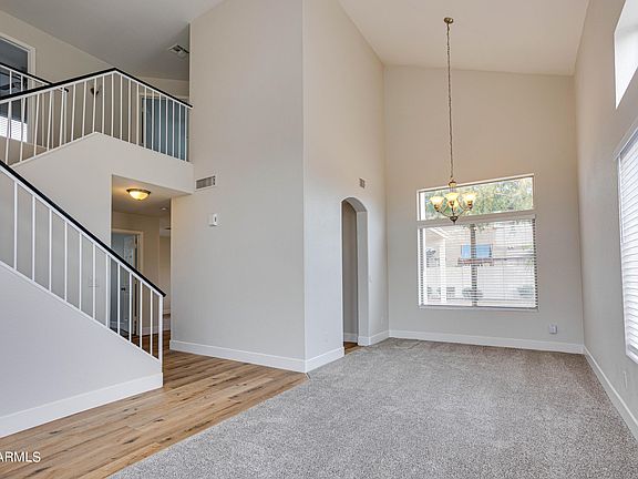 3rd image of 1370 W PELICAN Court