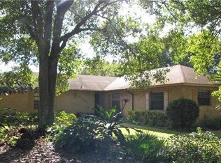 1101 Shadowbrook Dr N, Lakeland, FL 33813