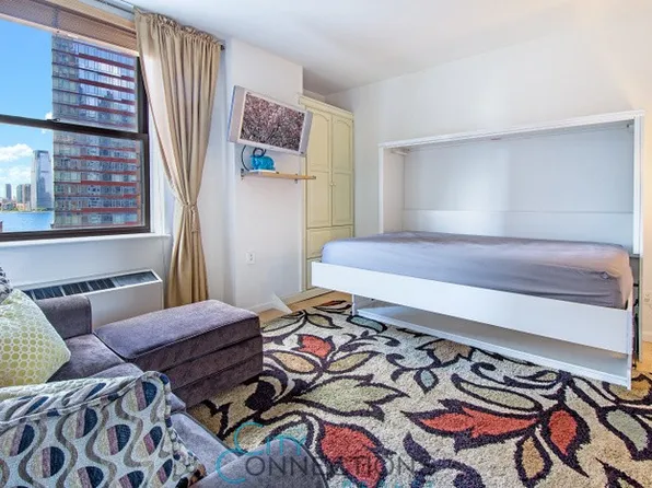 20 West Street image 10 of 22