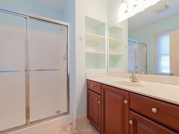 3185lincolnhwy-8_09062022