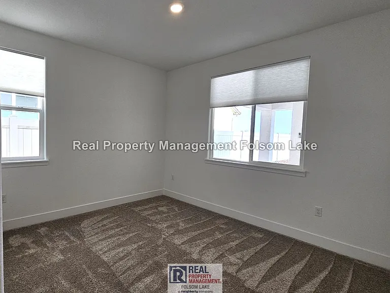 590 San Sorrento St #106 — Photo 9