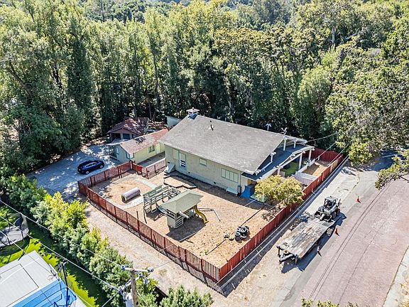 3rd image of 19010 Austin Way