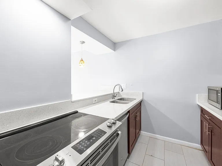 920 Ward Ave #11A — Photo 19