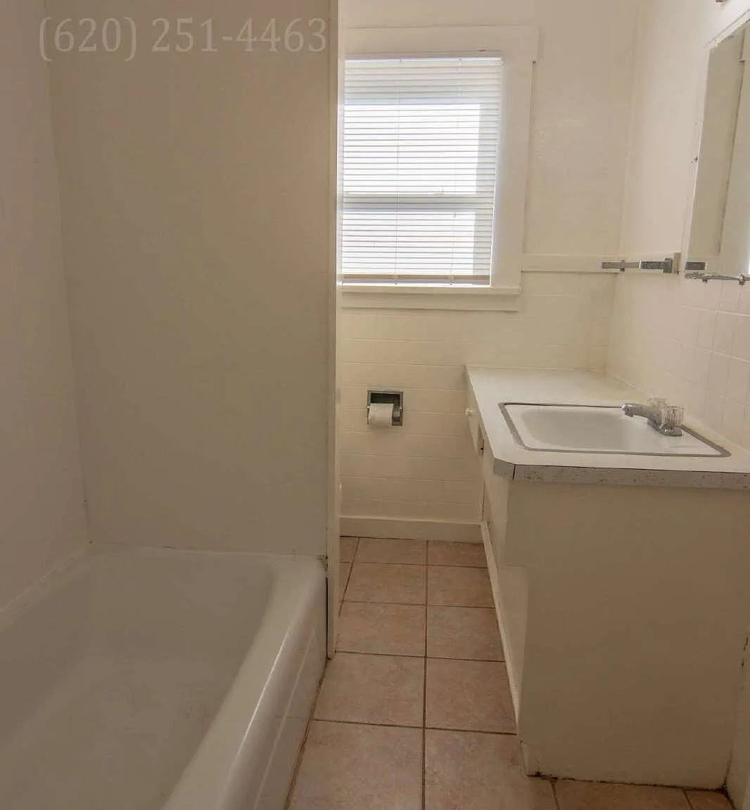 2 bed, 1.0 bath, 884 sqft, $800 — Photo 4