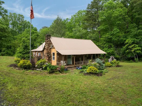 192 Mooney Dr, Ellijay, GA 30536