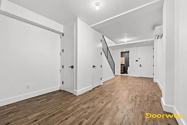 Rented by Doorway NYC, LLC | media 27