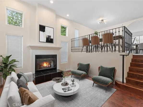 15744 Devonshire St, Granada Hills, CA 91344