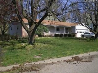 1508 Sleepy Hollow Dr, Coshocton, OH