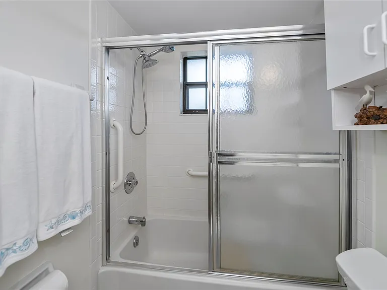 19505 Quesada Ave #U201 — Photo 19