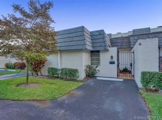 6952 NW 5th St #307, Plantation, FL 33317