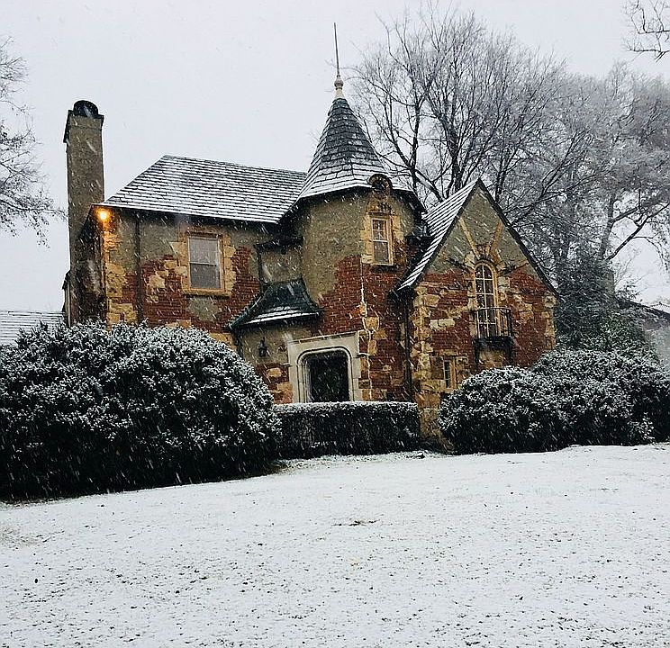 2nd image of 12 Rockdell Ln