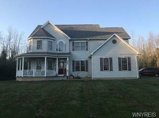 935 Upper Mountain Rd, Lewiston, NY 14092