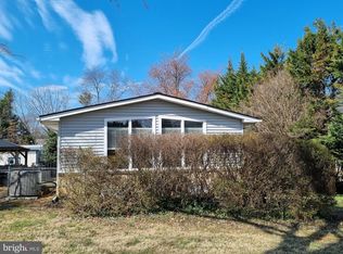 2944 Fairhill Rd, Fairfax, VA 22031