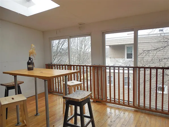 40 Cedar St, Somerville, MA 02143