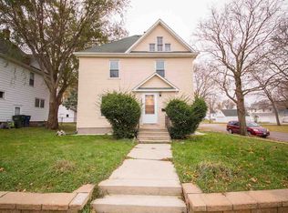 1202 Bertch Ave, Waterloo, IA 50702