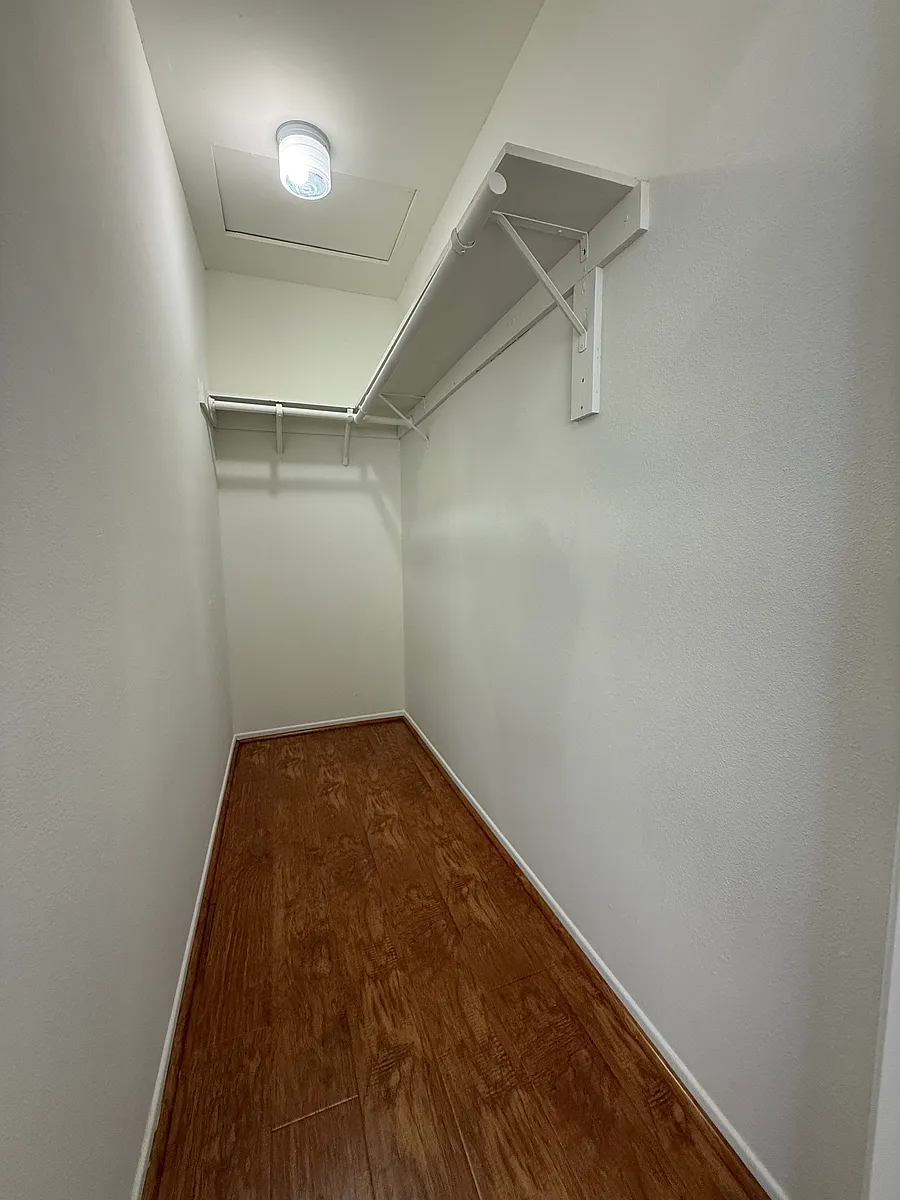 Building Photo - 3340 Honolulu Ave #2