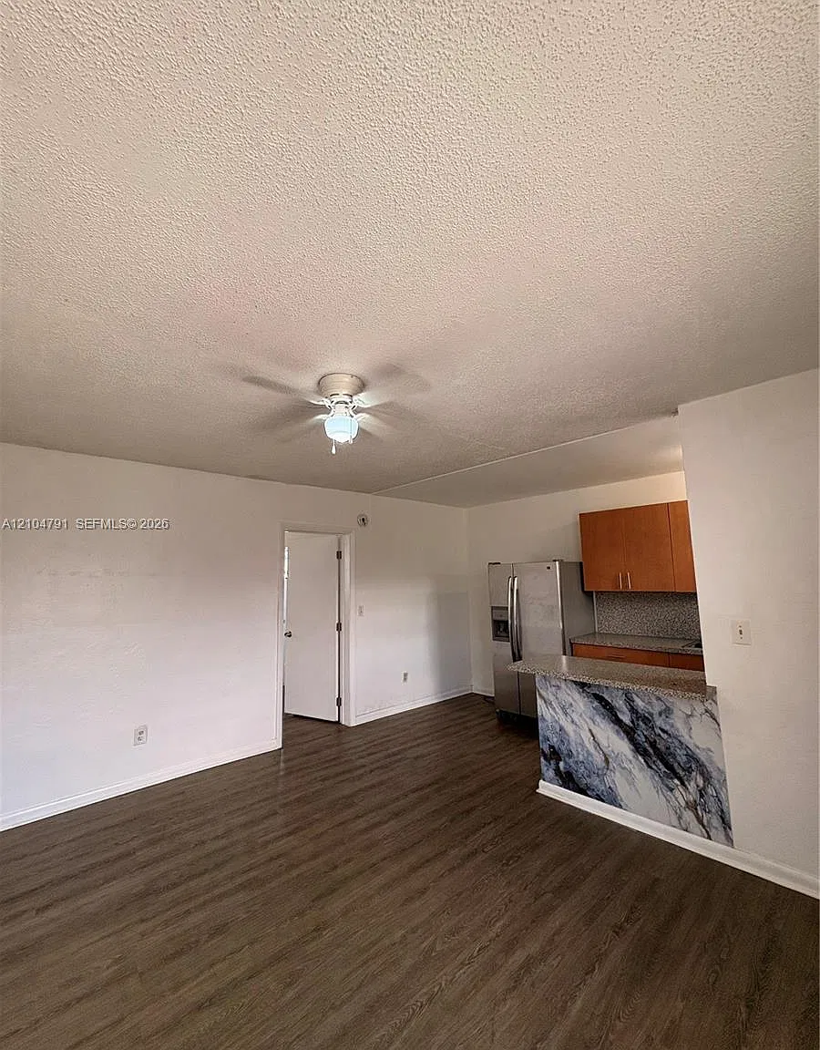 Hialeah 11th Addn — Photo 2