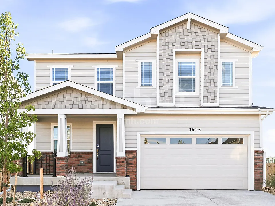 26116 E Calhoun Cir