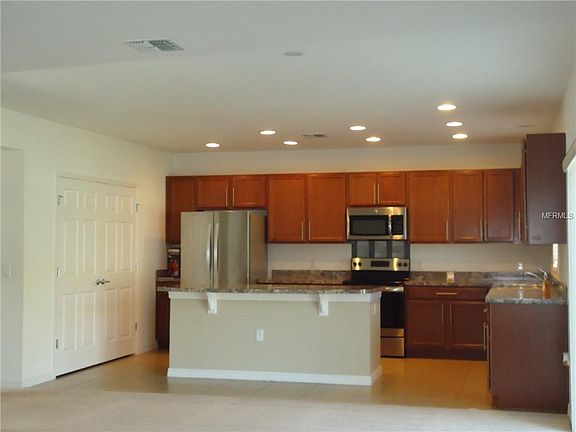 4th image of 2239 Cypress Lake Pl