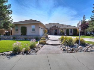 1354 Merle Ct, Ripon, CA 95366