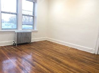 21-42 28th St #D4, Astoria, NY 11105