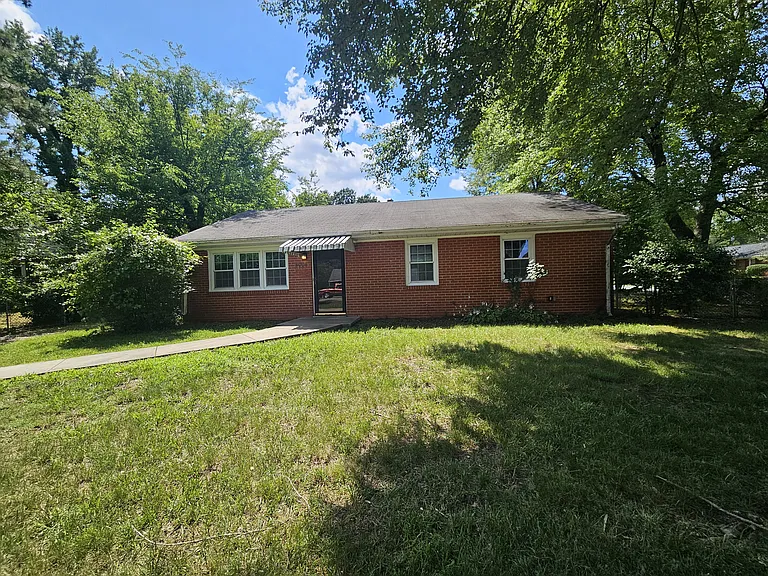 4004 Arden Rd — Photo 1