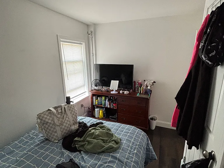 26 Brewer St #2 — Photo 20