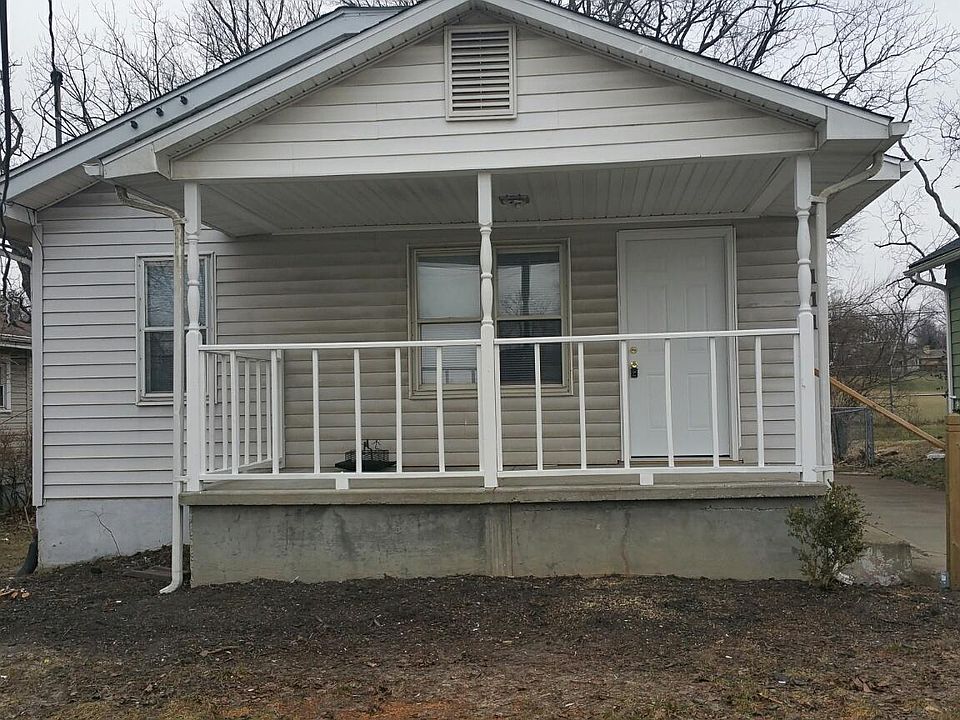 1st image of 111 Red Bud Dr