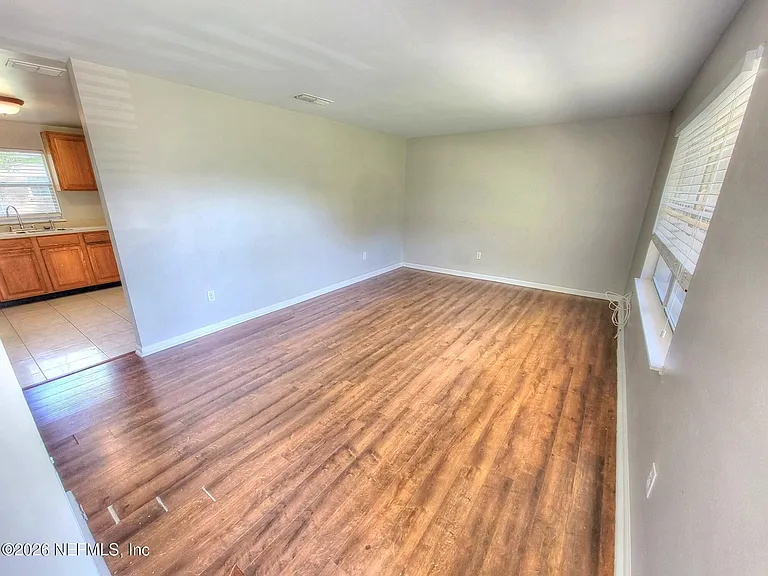 10881 Key Coral Dr — Photo 2
