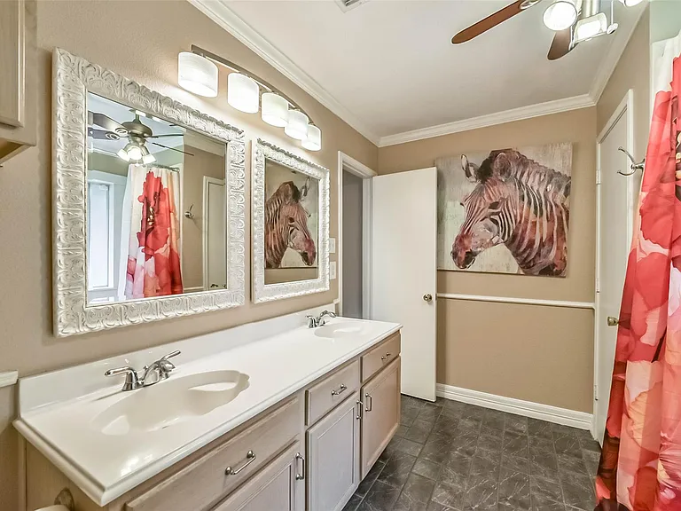 4111 Hermitage Hollow Ln — Photo 20