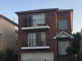 210 Astor St #1, Newark, NJ 07114