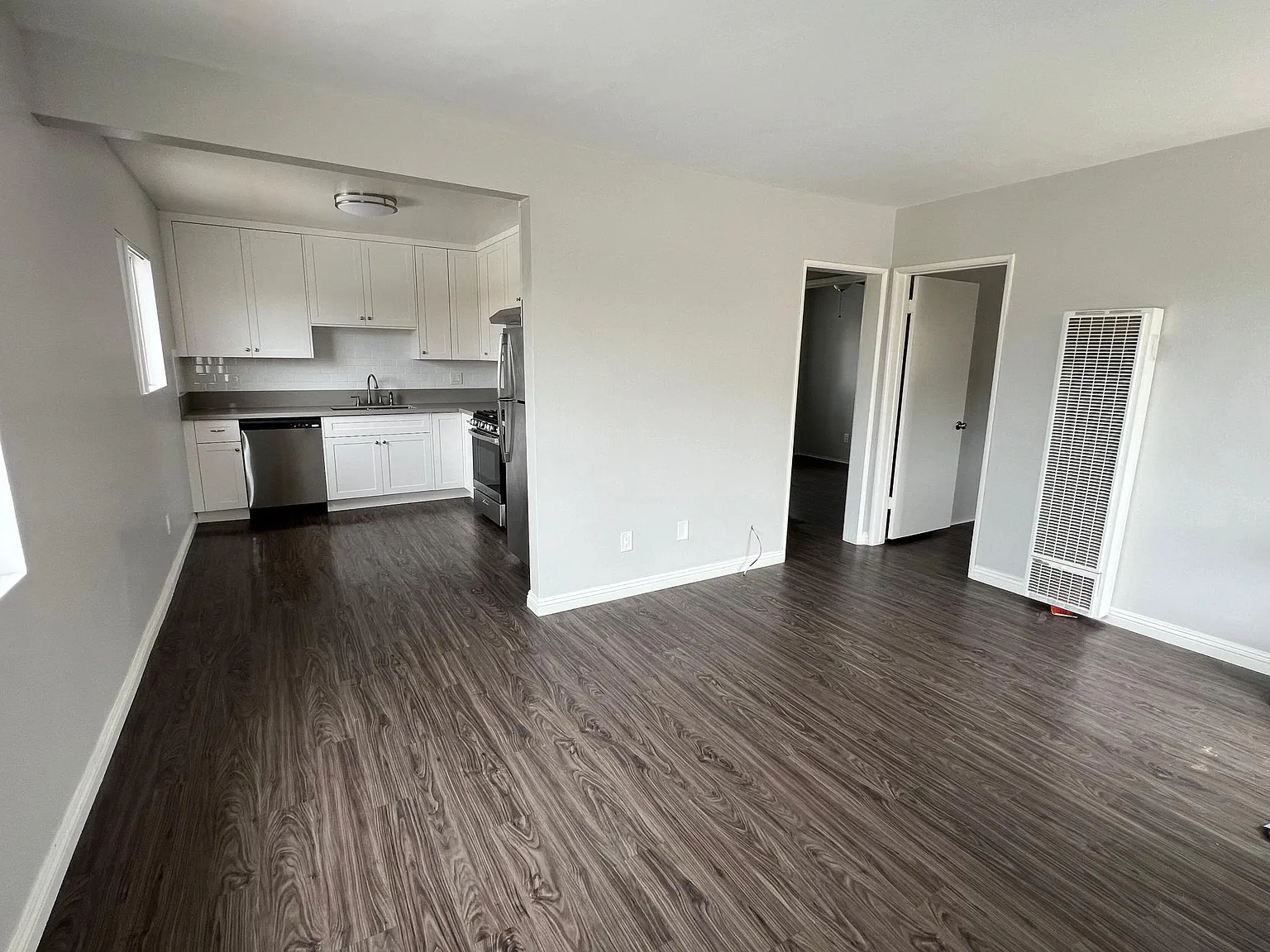 2623 Ruhland Ave — Photo 2