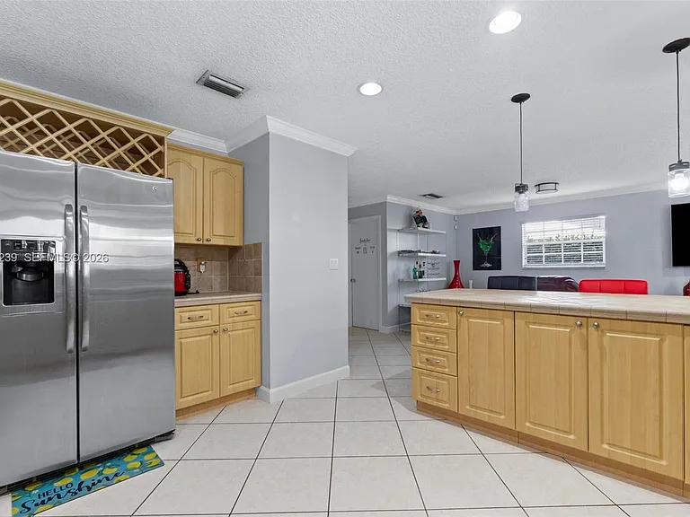 14012 SW 38th Ter — Photo 20