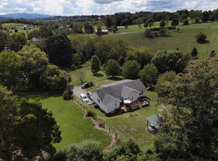 15309 Rouse Rd, Glade Spring, VA 24340