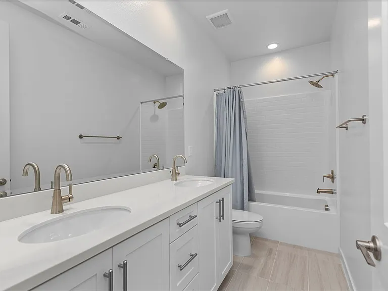Upstairs Bathroom