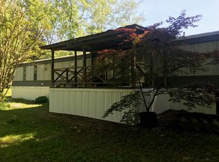 117 Lakeshore View Dr, Kingston, TN 37763