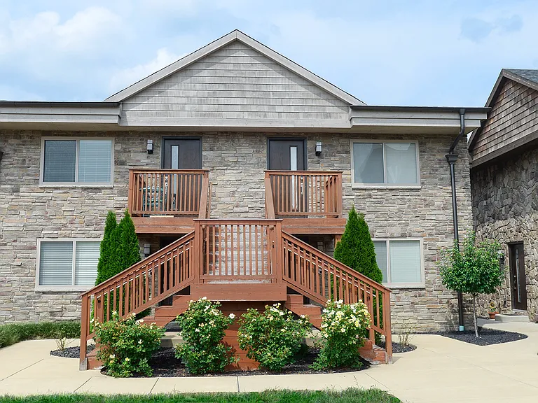 35 South Luxury Living Apartments — Photo 14