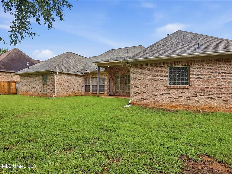 143 Sonnett Cir — Photo 46