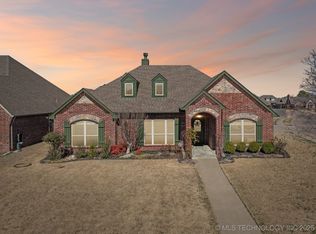 3705 W 110th St S, Jenks, OK 74037