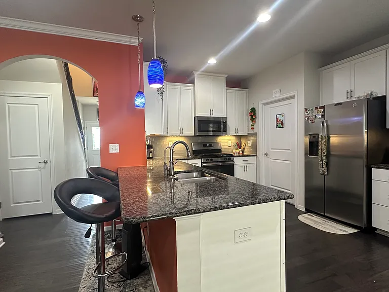 11050 Discovery Dr NW — Photo 7