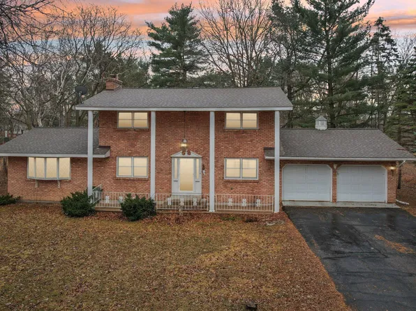 8312 Mississippi Blvd NW, Coon Rapids, MN 55433