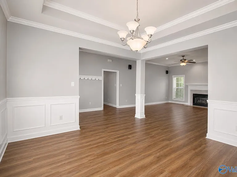 103 Tudor Pl — Photo 4