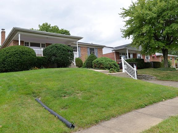 3rd image of 2984 Westbourne Dr