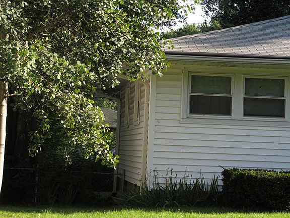 2nd image of 185 Saint Daniel Ln