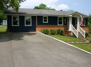 106 Oak Park Dr, Dickson, TN 37055