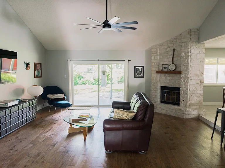 2413 Wood Chase Trl — Photo 6