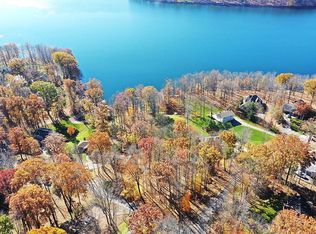 Yacht Ct, Du bois, PA 15801