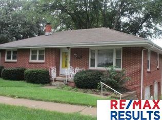 3202 S 44th St, Omaha, NE 68105