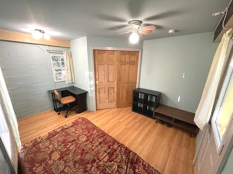 2605 Oaklawn Ave — Photo 6