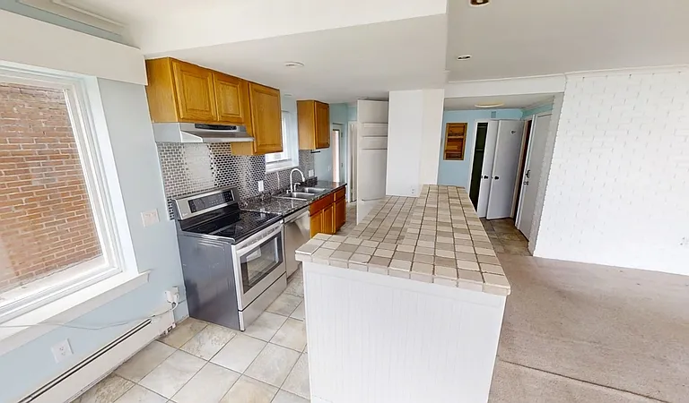 11859 N Main St #1 — Photo 5